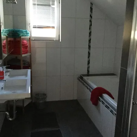 Haus 105
